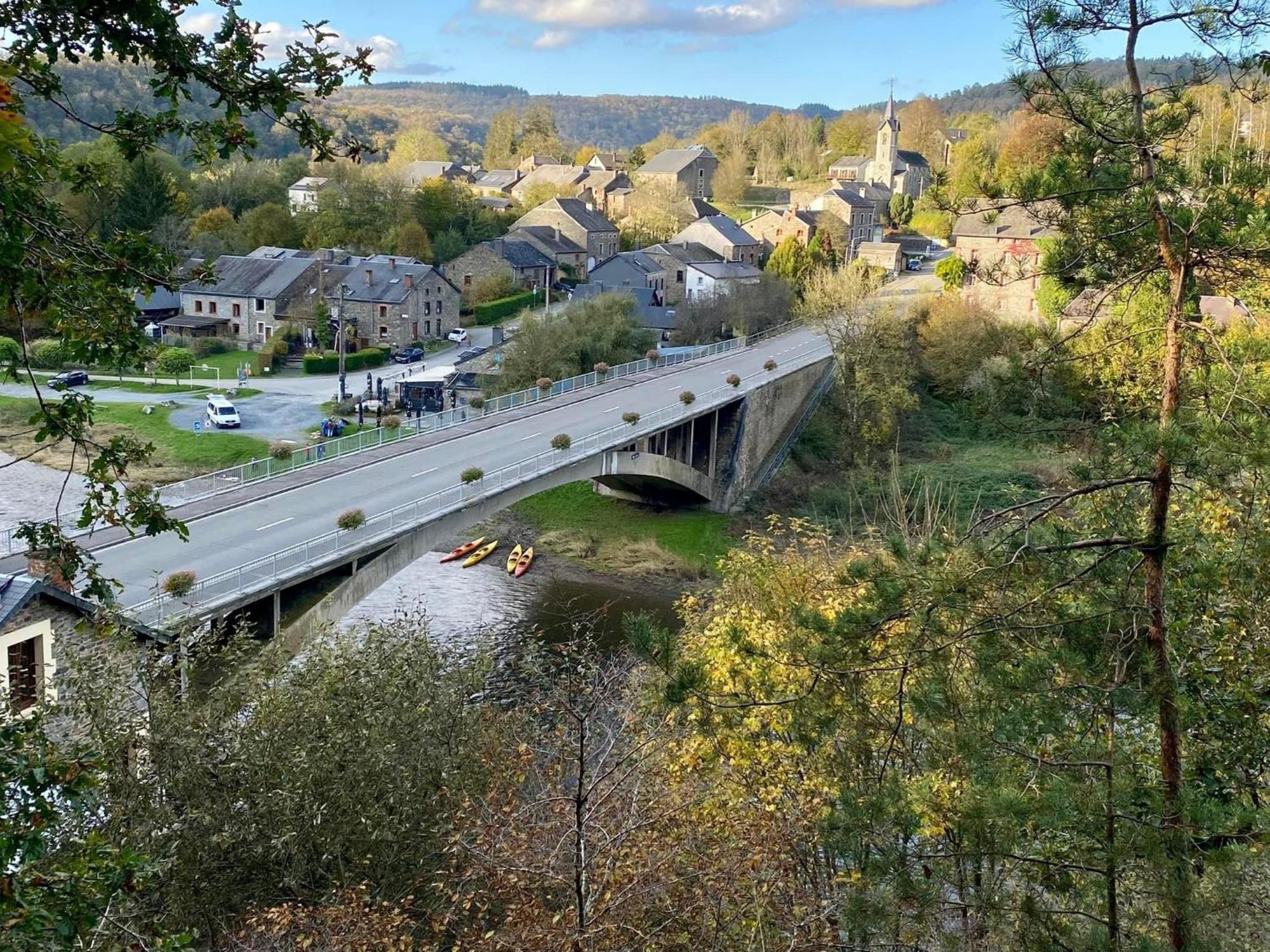 Le Cottage De Christine Vresse-sur-Semois Luaran gambar